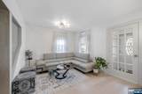 1172 Margaret Street - Photo 5