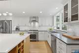 89 Surrey Lane - Photo 11