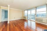 300 Main - Photo 11