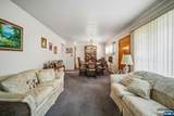 31 Michael Drive - Photo 4