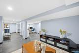 301 Roosevelt Avenue - Photo 31