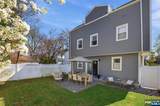301 Roosevelt Avenue - Photo 34