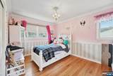 676 Rutgers Place - Photo 15