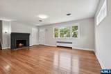 990 Washington - Photo 2