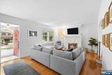 988 Richard Court - Photo 2