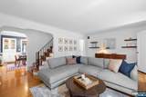 988 Richard Court - Photo 3