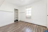 21 Central - Photo 15