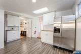 21 Central - Photo 8