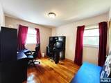 321 Maplewood - Photo 13