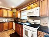 321 Maplewood - Photo 5
