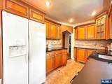 321 Maplewood - Photo 6