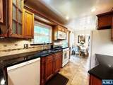321 Maplewood - Photo 8