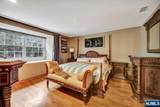 549 Windsor - Photo 20