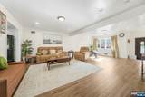 405 Burnet - Photo 10