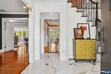 372 Lakeview Drive - Photo 5