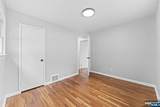 18 Farmingdale - Photo 20