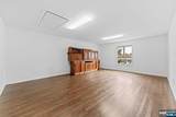 18 Farmingdale - Photo 8