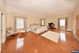 2147 Mackay Avenue - Photo 11