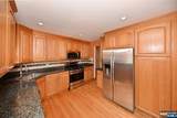 2147 Mackay Avenue - Photo 5