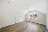 28 Irving Street - Photo 29