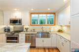 393 Lakeview Avenue - Photo 9