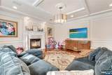 1115 Briar Way - Photo 15