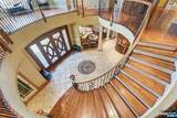 305 Blauvelt Court - Photo 7