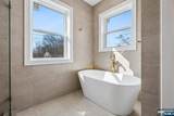 229 Sutton Place - Photo 18