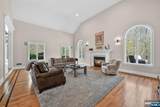 9 Heller Court - Photo 13