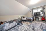115 Claremont Terrace - Photo 17