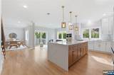 765 7th Avenue - Photo 12