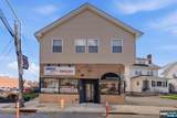 329 Broad - Photo 1