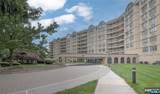 10 Smith Manor Boulevard - Photo 19