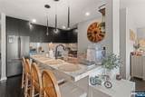 226 The Promenade - Photo 6