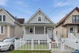 32 Willard Street - Photo 1