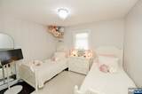 25-14 Berdan Avenue - Photo 5
