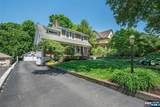 10 Irving Place - Photo 2