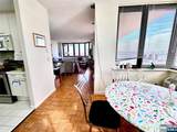 100 Carlyle - Photo 10