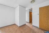 300 Park Street - Photo 11