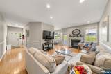 537 Coventry Drive - Photo 5