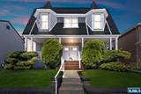 304 Delawanna - Photo 1
