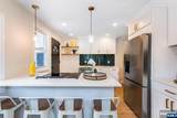 421 Tryon Avenue - Photo 3