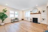 421 Tryon Avenue - Photo 10