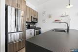 142 Charles Street - Photo 7
