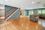 27 Seneca Avenue - Photo 6