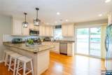 136 Redwood Avenue - Photo 9