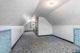 364 Roosevelt Avenue - Photo 13