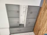 32 Euclid - Photo 3