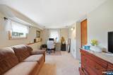 8 Ivan Road - Photo 4