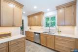 110 Woodlawn Avenue - Photo 17
